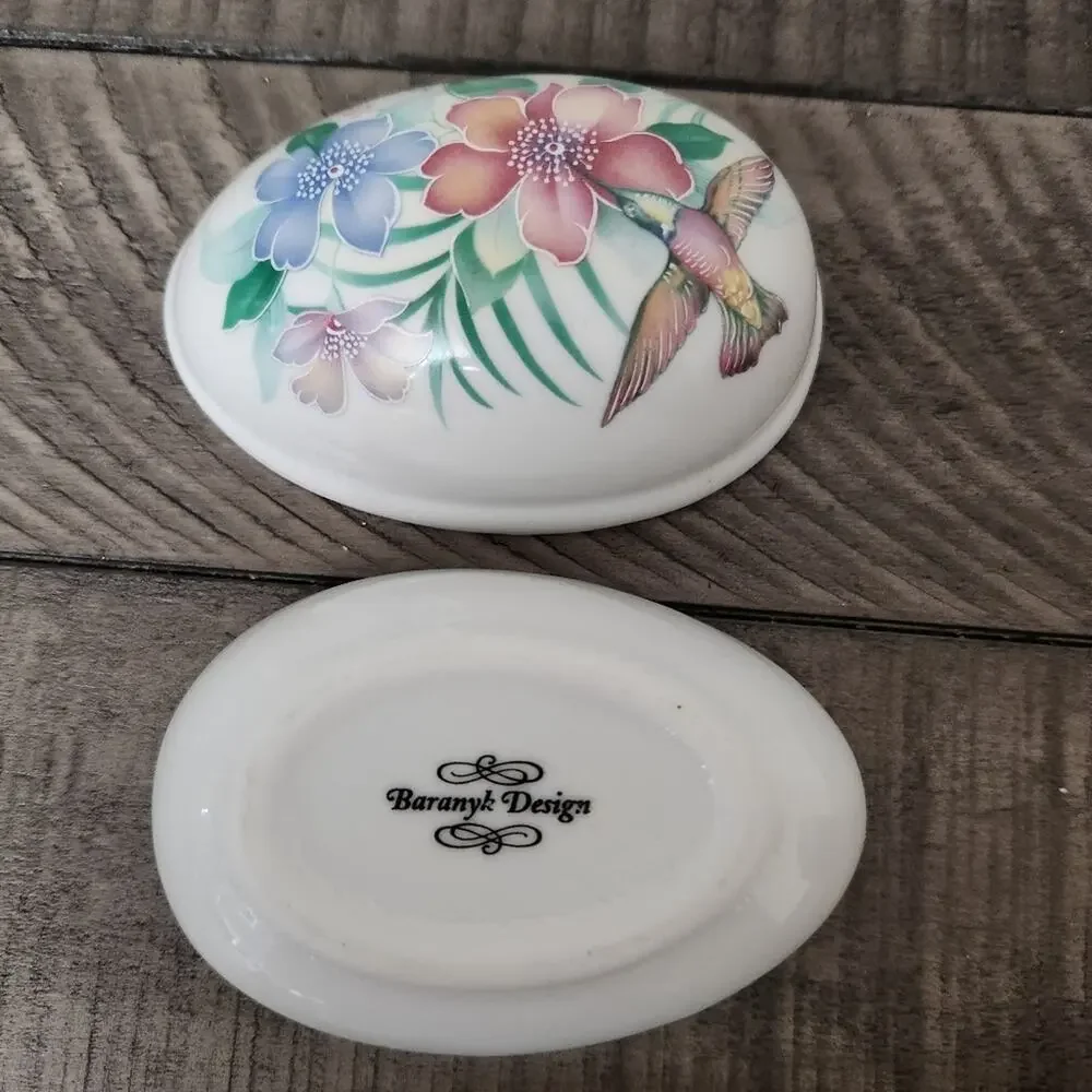 Baranyk Design Egg Shaped Ceramic Trinket Jewelry box Hummingbird Flowers